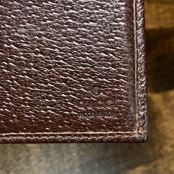 Gucci Men’s Bifold Monogram Wallet - Picture 3 of 6